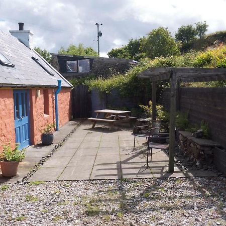 Blossom Cottage Lonmore Bagian luar foto