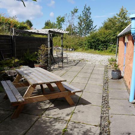 Blossom Cottage Lonmore Bagian luar foto