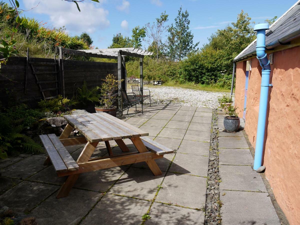 Blossom Cottage Lonmore Bagian luar foto