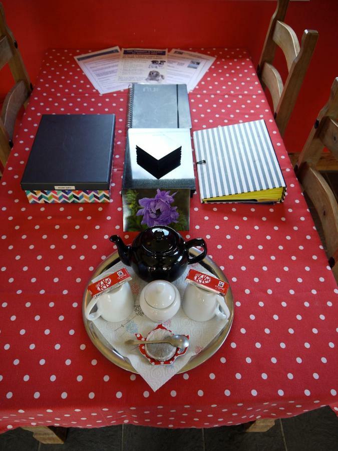 Blossom Cottage Lonmore Bagian luar foto